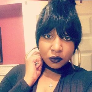 Meet your Posher, Fatima